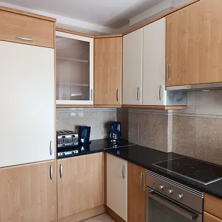 Casa Gomez B 公寓 *